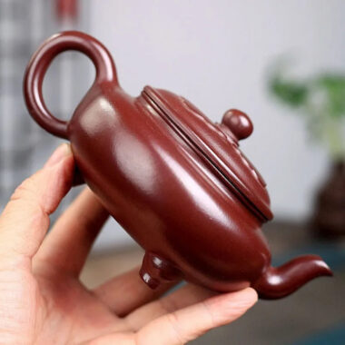 Yixing Zisha Teapot [Ruyi Tripod] (Zi Ni – 280ml)