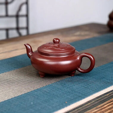 Yixing Zisha Teapot [Ruyi Tripod] (Zi Ni – 280ml)
