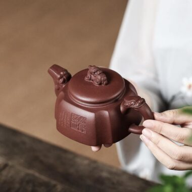 Yixing Zisha Teapot [Sanxing Gao Zhao] (Zi Ni – 300ml)