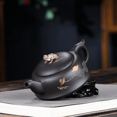 Yixing Zisha Teapot Set [Lotus Pond Moonlight] (Hei Zhu Ni – 260ml)