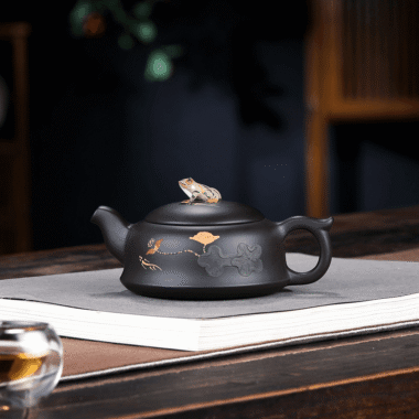 Yixing Zisha Teapot Set [Lotus Pond Moonlight] (Hei Zhu Ni – 260ml)