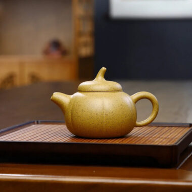 Yixing Zisha Teapot Set [Six Petals Pumpkin Pot] (Zhima Duan Ni – 250ml)