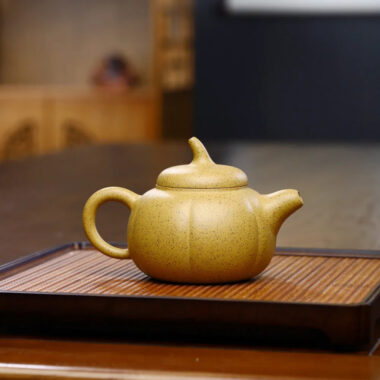 Yixing Zisha Teapot Set [Six Petals Pumpkin Pot] (Zhima Duan Ni – 250ml)