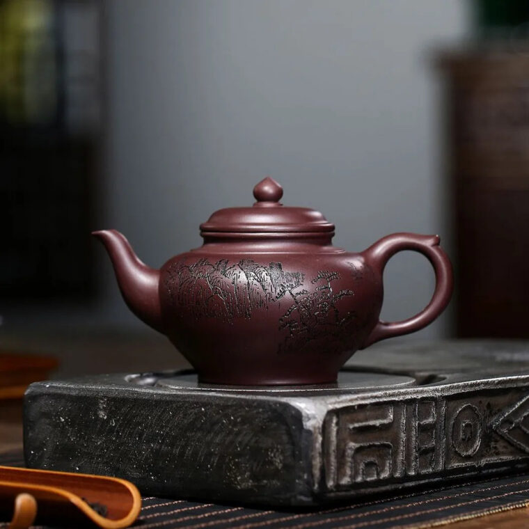 Yixing Zisha Teapot [Shanshui Xiao Ying] (Zi Ni – 290ml)