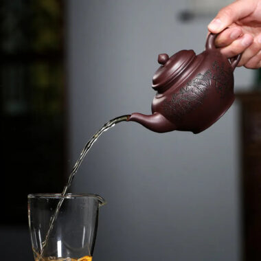 Yixing Zisha Teapot [Shanshui Xiao Ying] (Zi Ni – 290ml)