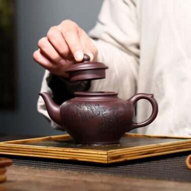 Yixing Zisha Teapot [Shanshui Xiao Ying] (Zi Ni – 290ml)