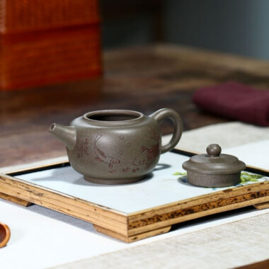 Yixing Zisha Teapot [Shuangyu Dezhong] (Qing Duan Ni – 240ml)