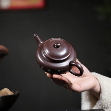 Yixing Zisha Teapot [Shuiping Tripod] (Zi Zhu Ni – 300ml)