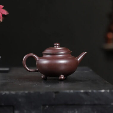 Yixing Zisha Teapot [Shuiping Tripod] (Zi Zhu Ni – 300ml)