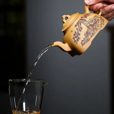 Yixing Zisha Teapot [Sifang Guling] (Huangjin Duan NI – 280ml)