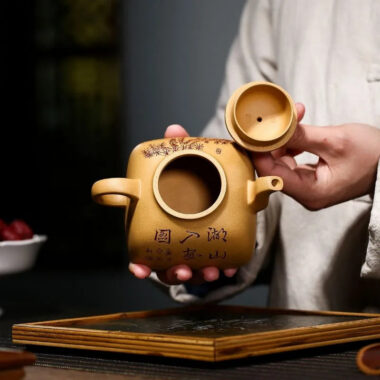Yixing Zisha Teapot [Sifang Guling] (Huangjin Duan NI – 280ml)