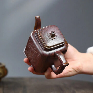 Yixing Zisha Teapot [Sifang Ji Yu] (High Temperature Duan Ni Fired – 340ml)