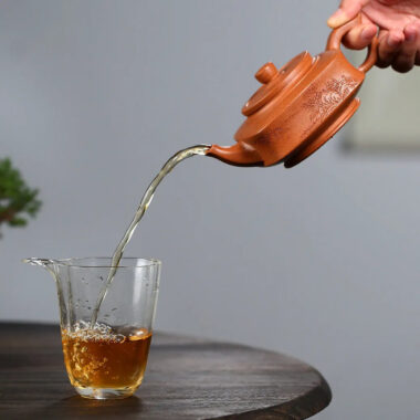 Yixing Zisha Teapot [Sifang Zhou Pan] (Hong Jiang Po Ni – 270ml)
