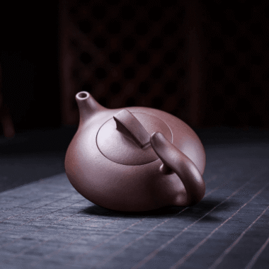 Yixing Zisha Teapot [Smooth & Fine] (Zi Ni – 240ml)