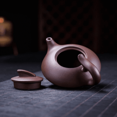 Yixing Zisha Teapot [Smooth & Fine] (Zi Ni – 240ml)