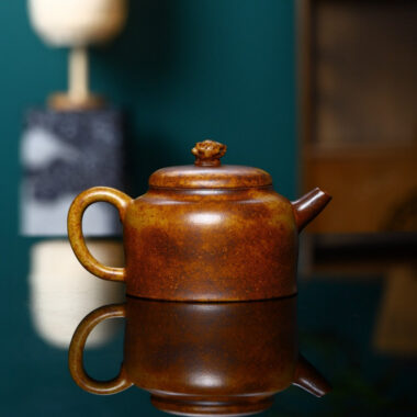 Yixing Zisha Teapot [Taihu Shi De Zhong] (Longgu Jin Sha – 220ml)