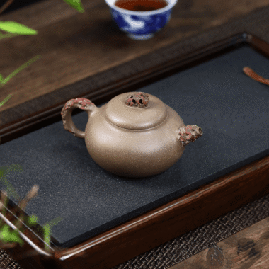 Yixing Zisha Teapot [Taihu Stone Ruding] (Qinghua Duan Ni – 250ml)
