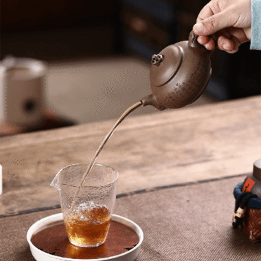 Yixing Zisha Teapot [Taihu Stone Xishi] (Lao Duan Ni – 210ml)