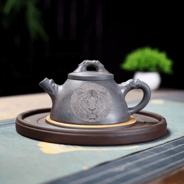 Yixing Zisha Teapot [The King] (Qing Duan Ni – 190ml)