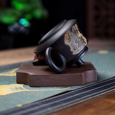 Yixing Zisha Teapot [The Universe] (Hei Zhu Ni – 150ml)