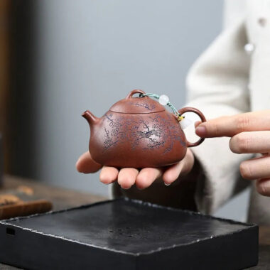 Yixing Zisha Teapot [Wendan] (Jiang Po Ni – 140ml)