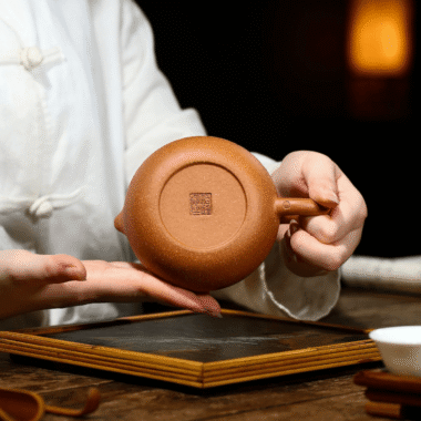Yixing Zisha Teapot [Wu-Xishi] (Lao Duan Ni – 300ml)