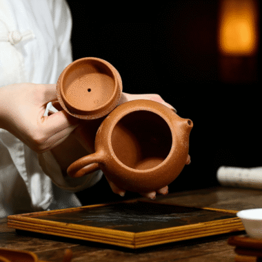 Yixing Zisha Teapot [Wu-Xishi] (Lao Duan Ni – 300ml)