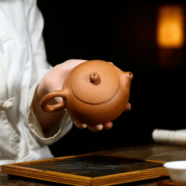 Yixing Zisha Teapot [Wu-Xishi] (Lao Duan Ni – 300ml)