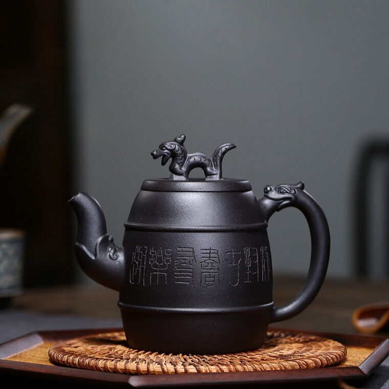 Yixing Zisha Teapot [Xiangrui] (Hei Ni – 420ml)