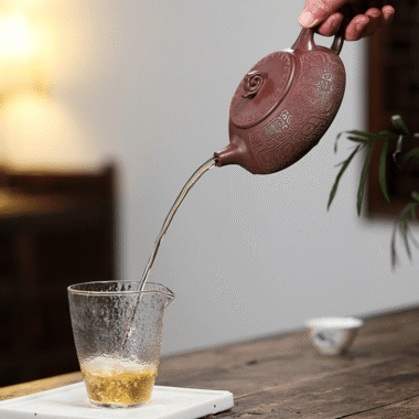 Yixing Zisha Teapot [Xiangyun Bian Piao] (Zi Ni – 320ml)