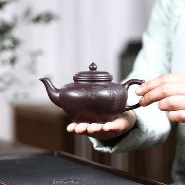 Yixing Zisha Teapot [Xiao Ying] (Lao Zi Ni – 260ml)
