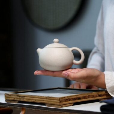 Yixing Zisha Teapot [Xishi Pot] (Bai Duan Ni – 280ml)