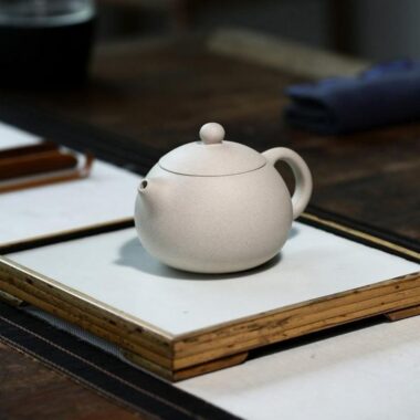 Yixing Zisha Teapot [Xishi Pot] (Bai Duan Ni – 280ml)