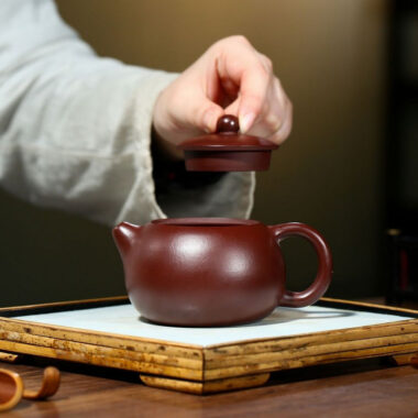 Yixing Zisha Teapot [Xishi Pot] (Zi Zhu Ni – 160/200/250/300/400ml)