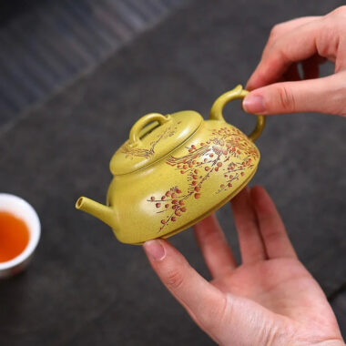 Yixing Zisha Teapot [Xun Mei] (Huangjin Duan Ni – 150ml)