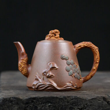 Yixing Zisha Teapot [Yunhai Song Tao] (High Temperature Duan Ni – 255ml)