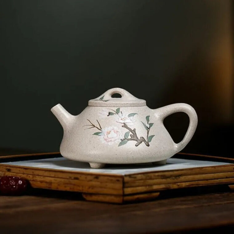 Yixing Zisha Teapot [Ziye Shi Piao] (Bai Duan Ni – 250ml)