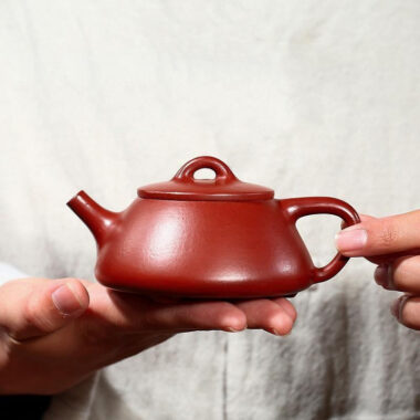 Yixing Zisha Teapot [Ziye Shi Piao] (Dahongpao – 200ml)