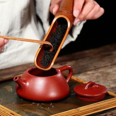 Yixing Zisha Teapot [Ziye Shi Piao] (Dahongpao – 200ml)
