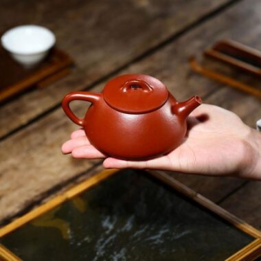 Yixing Zisha Teapot [Ziye Shi Piao] (Dahongpao – 200ml)