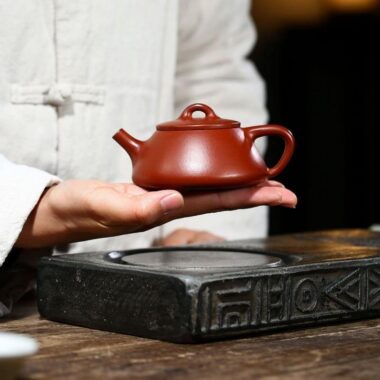 Yixing Zisha Teapot [Ziye Shi Piao] (Dahongpao – 200ml)
