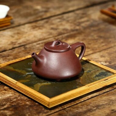 Yixing Zisha Teapot [Ziye Shi Piao] (Zi Ni – 240ml)
