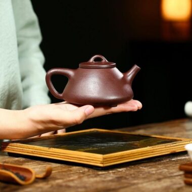 Yixing Zisha Teapot [Ziye Shi Piao] (Zi Ni – 240ml)
