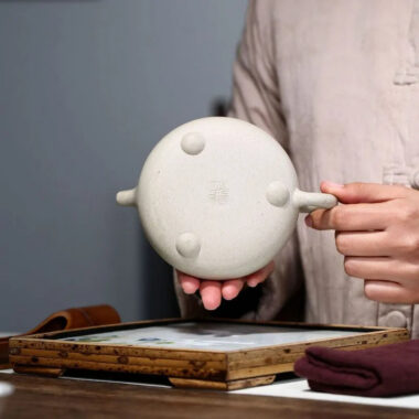 YixingZisha Teapot [Hantang Shi Piao] (Bai Duan Ni – 300ml)
