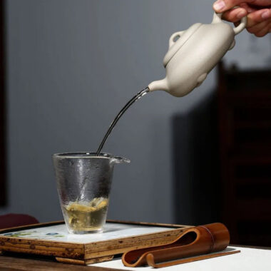 YixingZisha Teapot [Hantang Shi Piao] (Bai Duan Ni – 300ml)