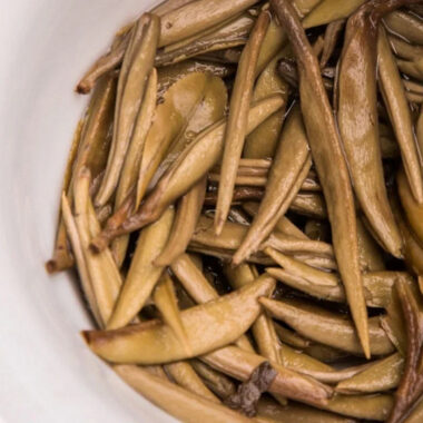 2014 Spring Fuding White Tea Cake [Baihaoyinzhen]