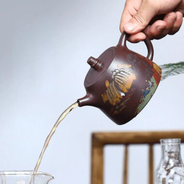 Full Handmade Yixing Zisha Shanshui Color Painted Teapot [Han Duo] (Lao Zi Ni – 310ml)