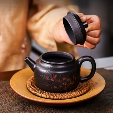 Full Handmade Yixing Zisha Teapot [An Xiang] 1 Pot 5 Cups Set (Shi Huang – 280ml)