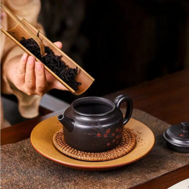 Full Handmade Yixing Zisha Teapot [An Xiang] 1 Pot 5 Cups Set (Shi Huang – 280ml)
