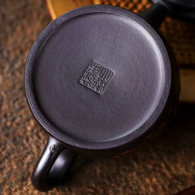 Full Handmade Yixing Zisha Teapot [An Xiang] 1 Pot 5 Cups Set (Shi Huang – 280ml)